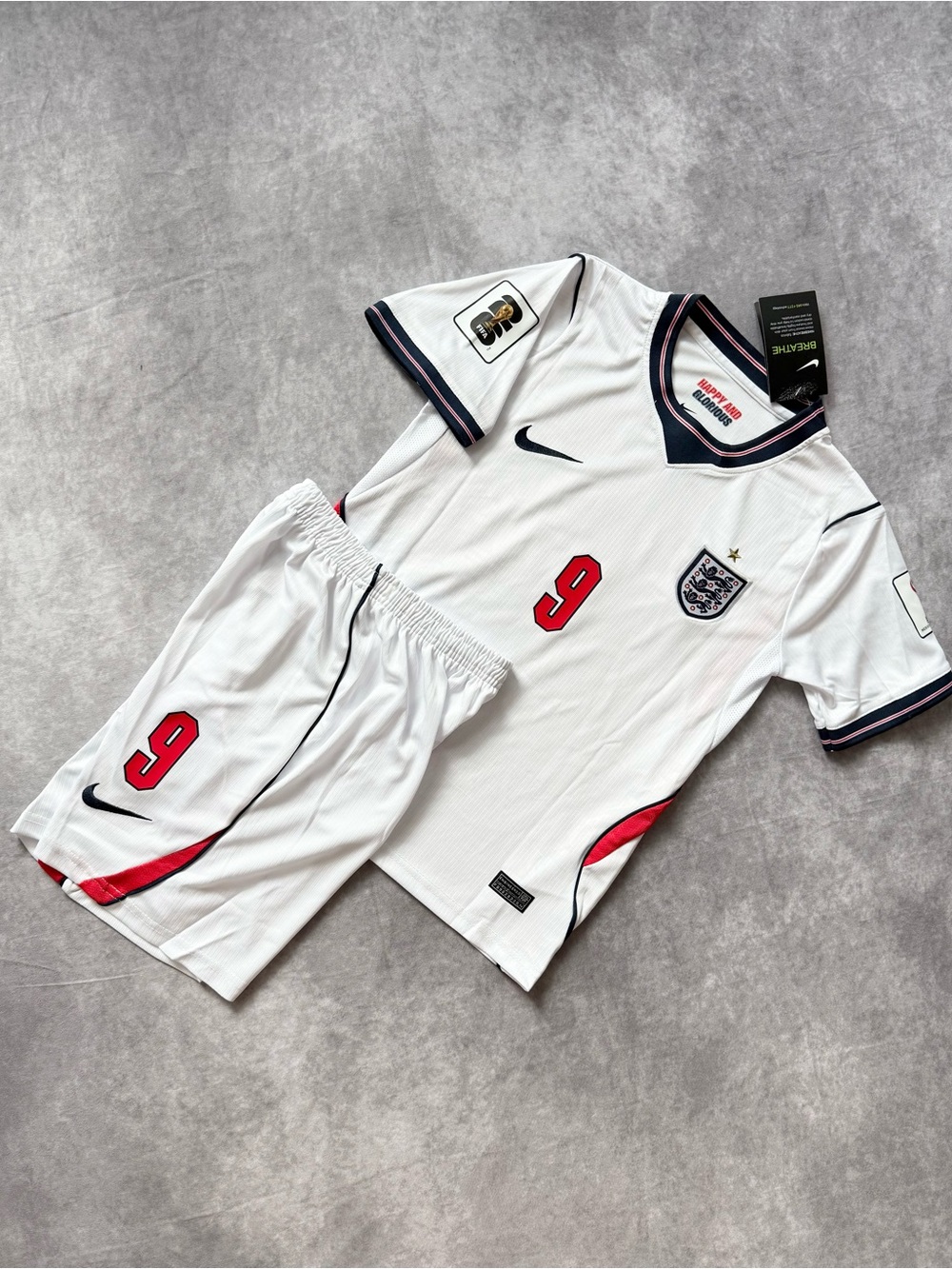 England Home Set for kids Harry Kane 9 - Picture 5 of 7